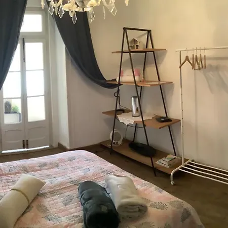 Angel House -Chiado Room Lisboa